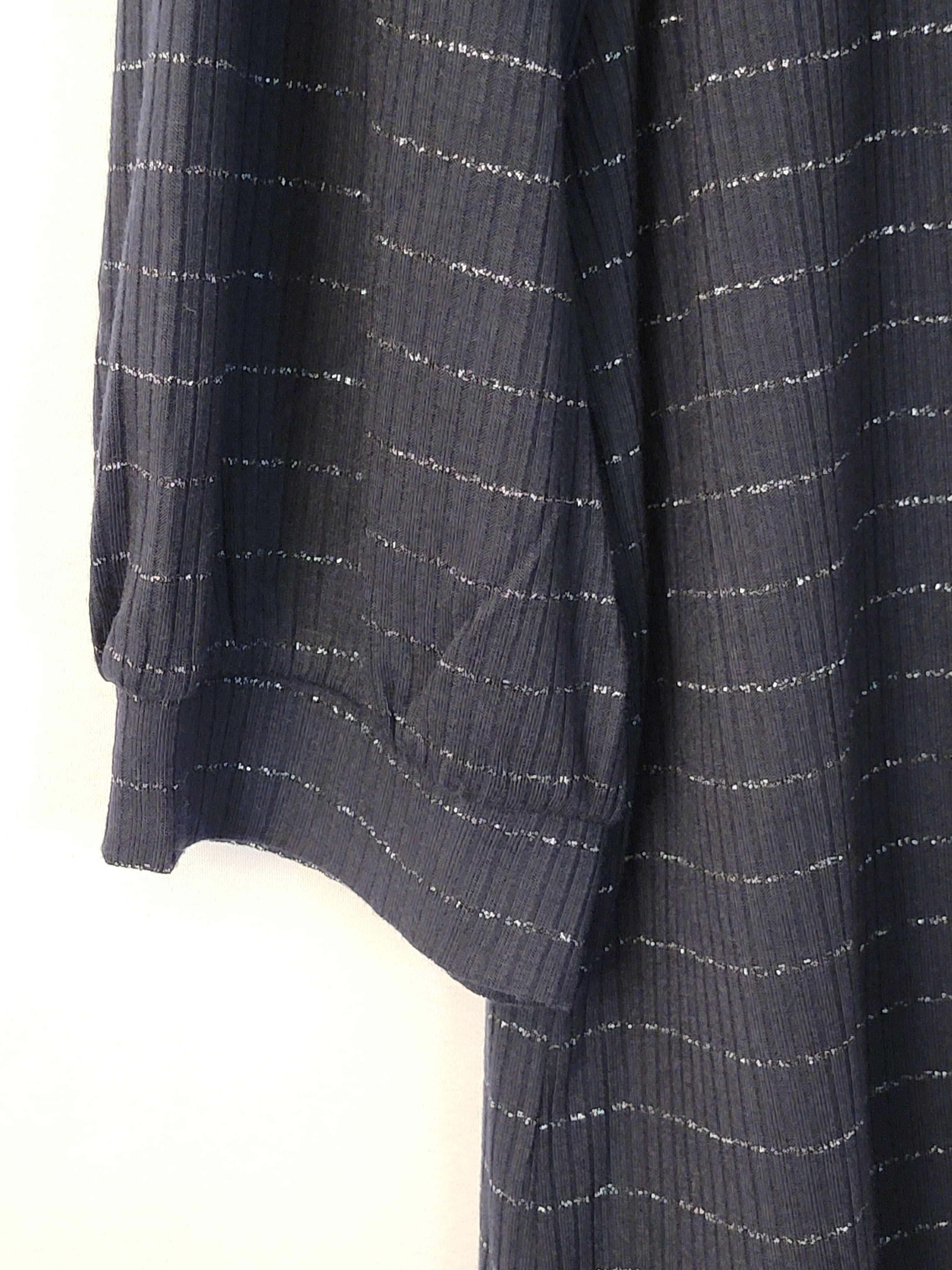 Nwt 89th & Madison Navy Striped Button-Shoulder Top Size Xl — image 5 of 8